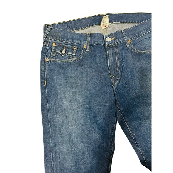 True Religion Men's Blue Jeans, Size 38 With Detailed Pockets In The Back - Picture 5 of 10